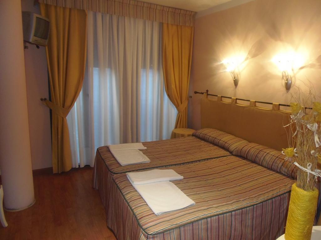 Hostal Stop Cantalejo Quarto foto