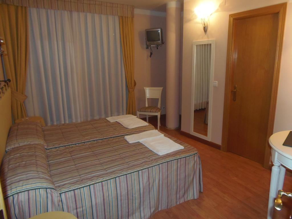 Hostal Stop Cantalejo Quarto foto